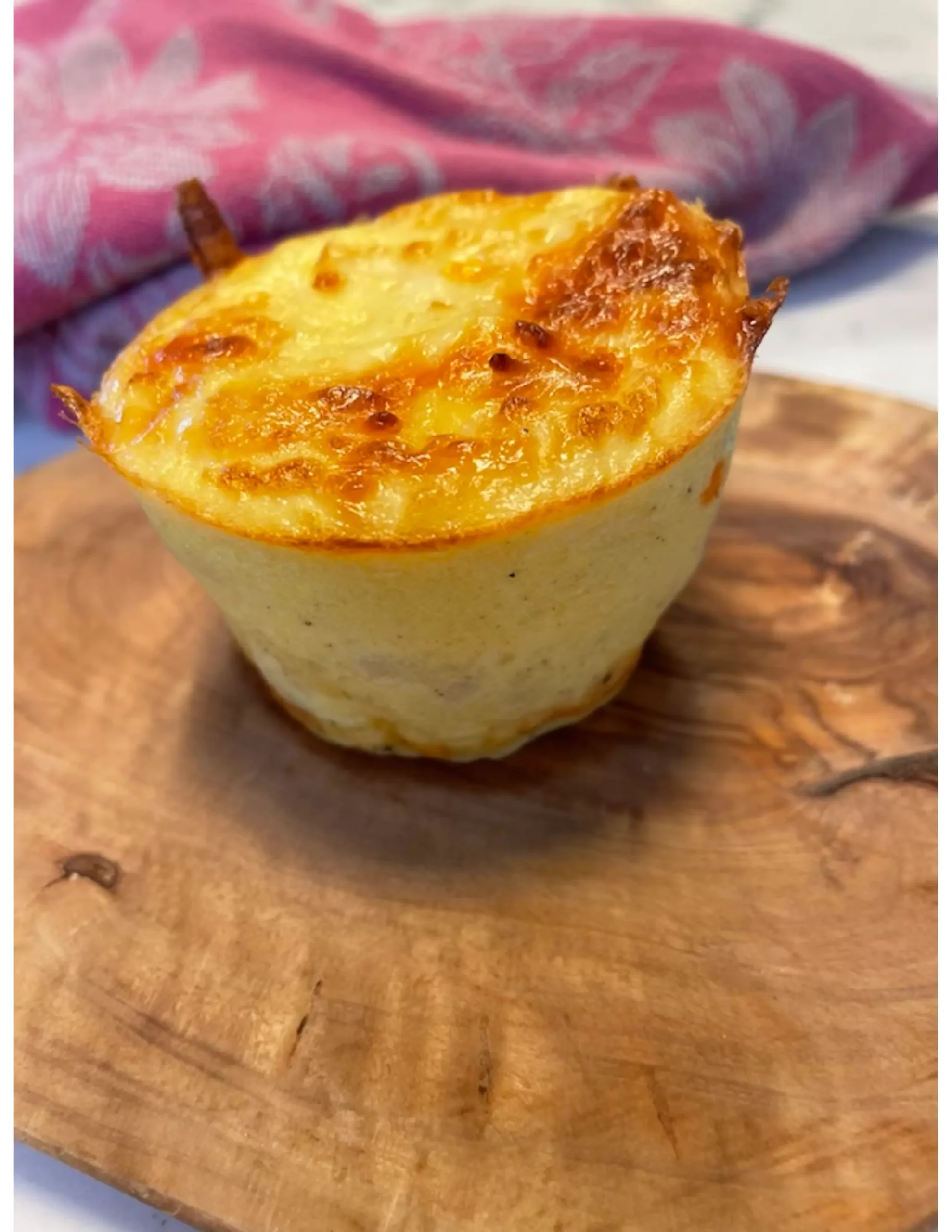 Cheesy Cauliflower Bites
